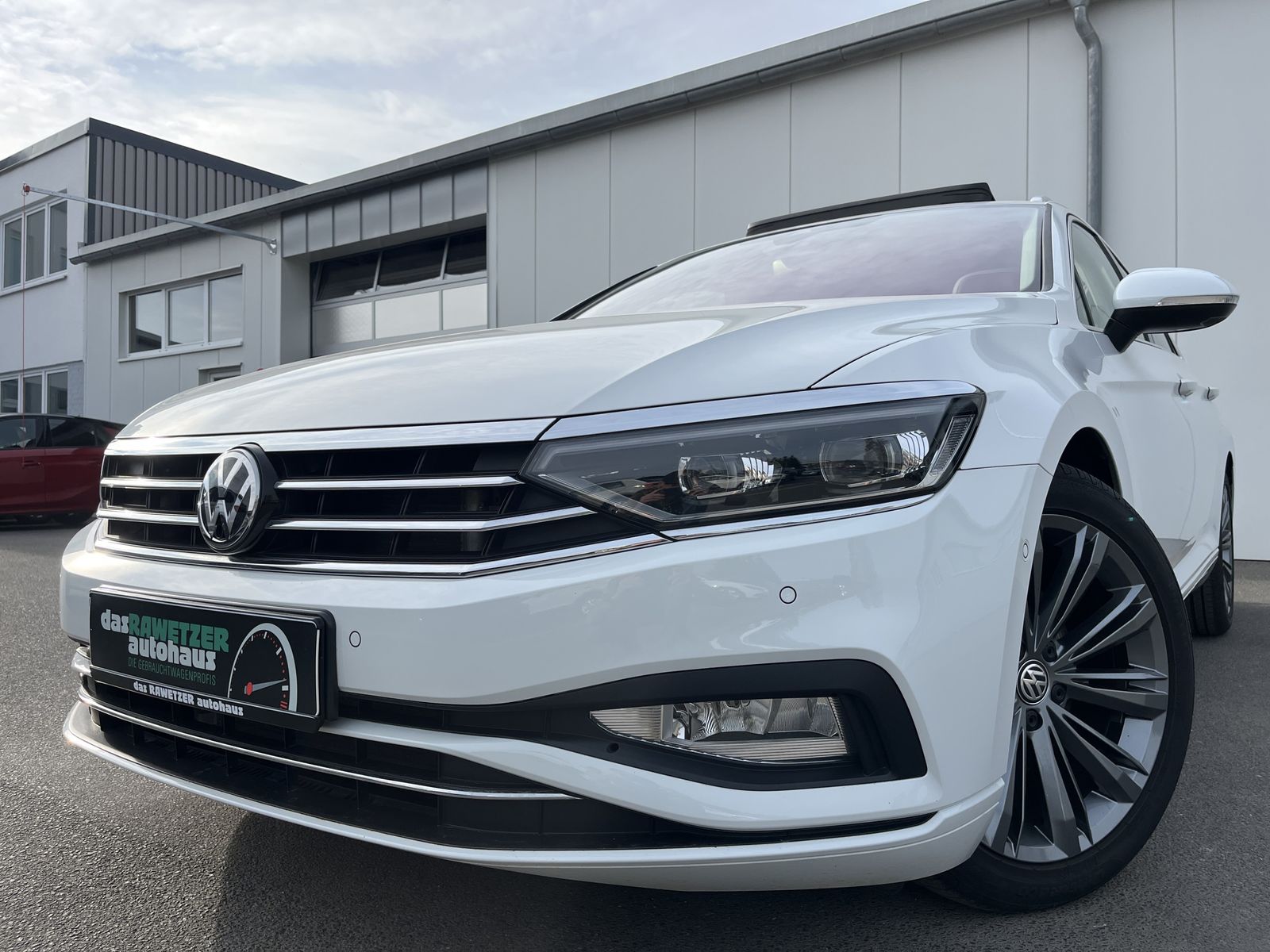 Volkswagen Passat Variant 2.0 TDI DSG Business 1,99% Fin. A