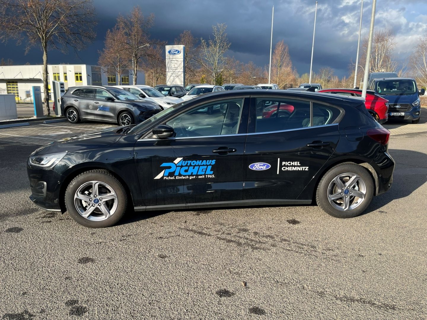 Ford Focus Titanium Editio LED ACC Apple CarPlay Andr
