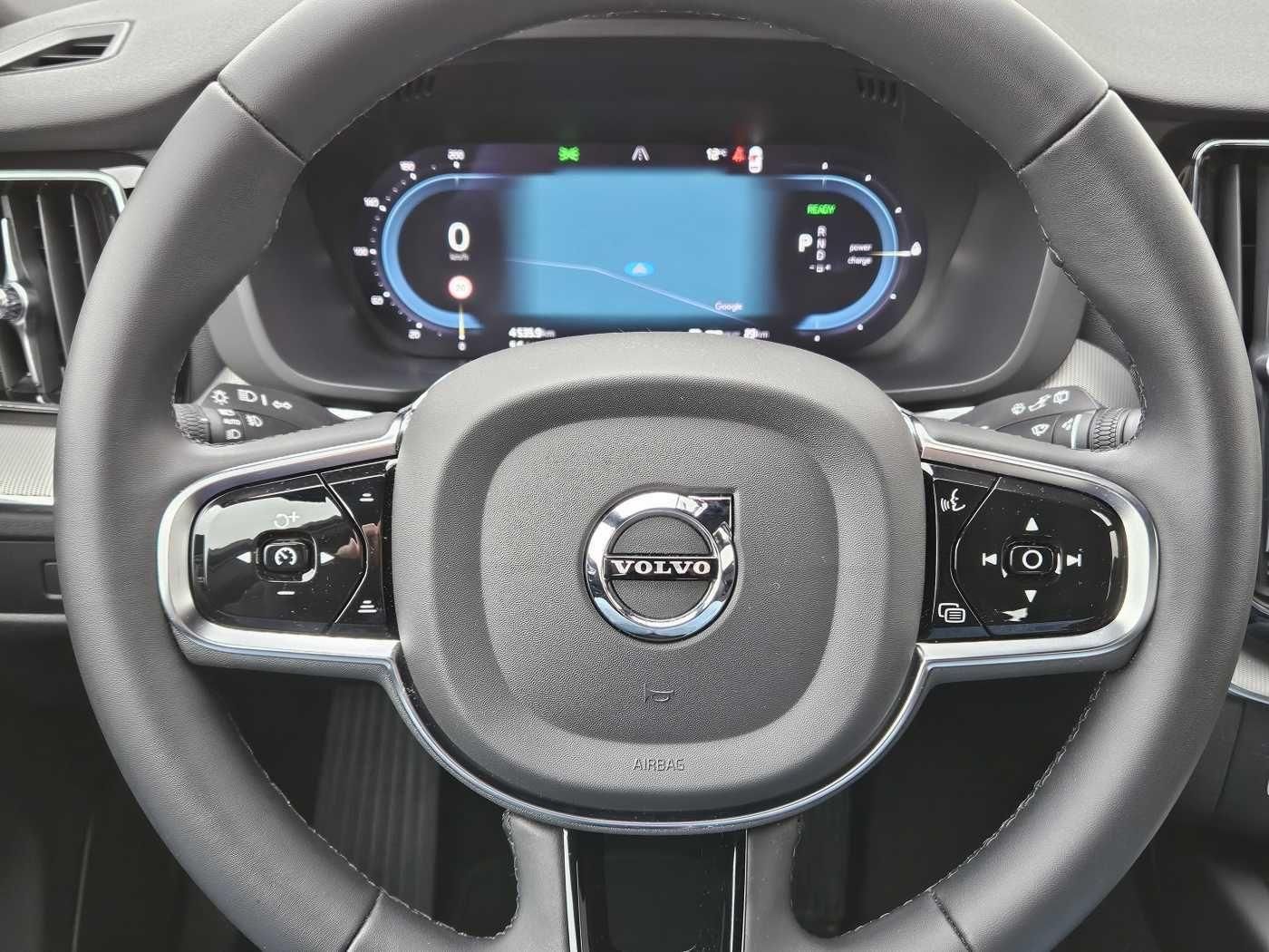 Volvo XC60 T6 AWD Plus Dark*AHK*ACC*Panorama*RFK*