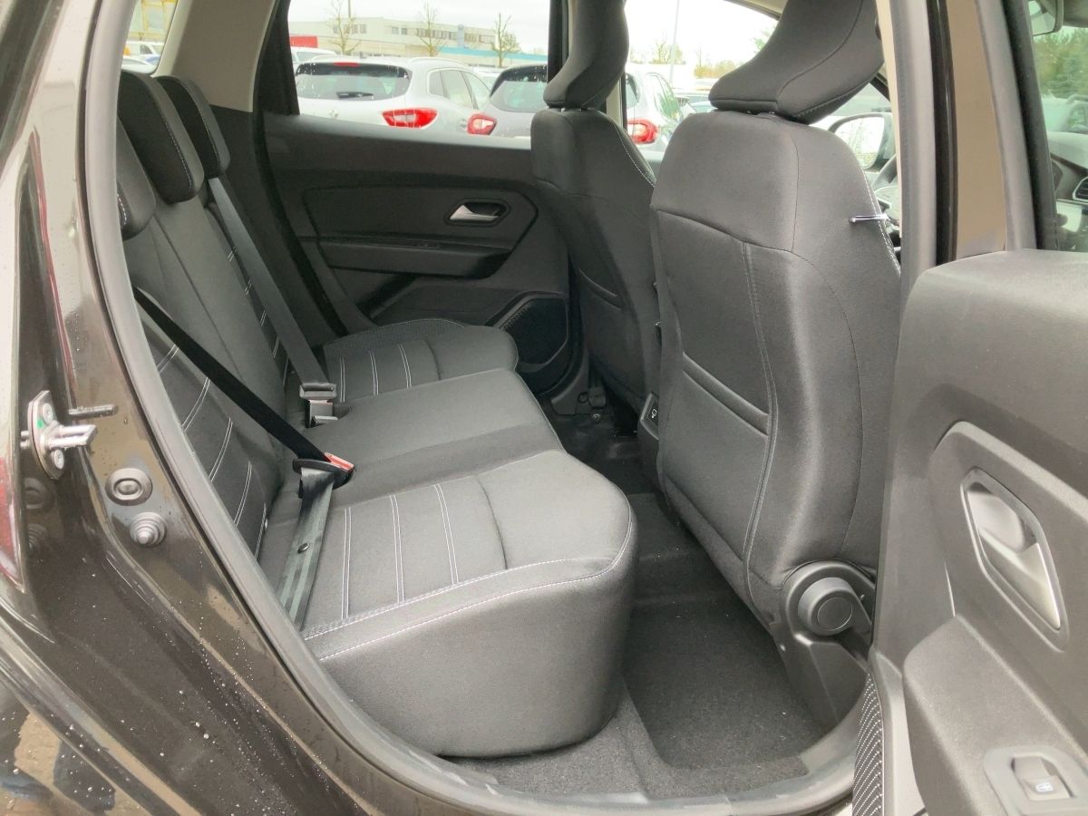 Dacia Duster TCe 150 EDC - Samsaru's Car Outlet