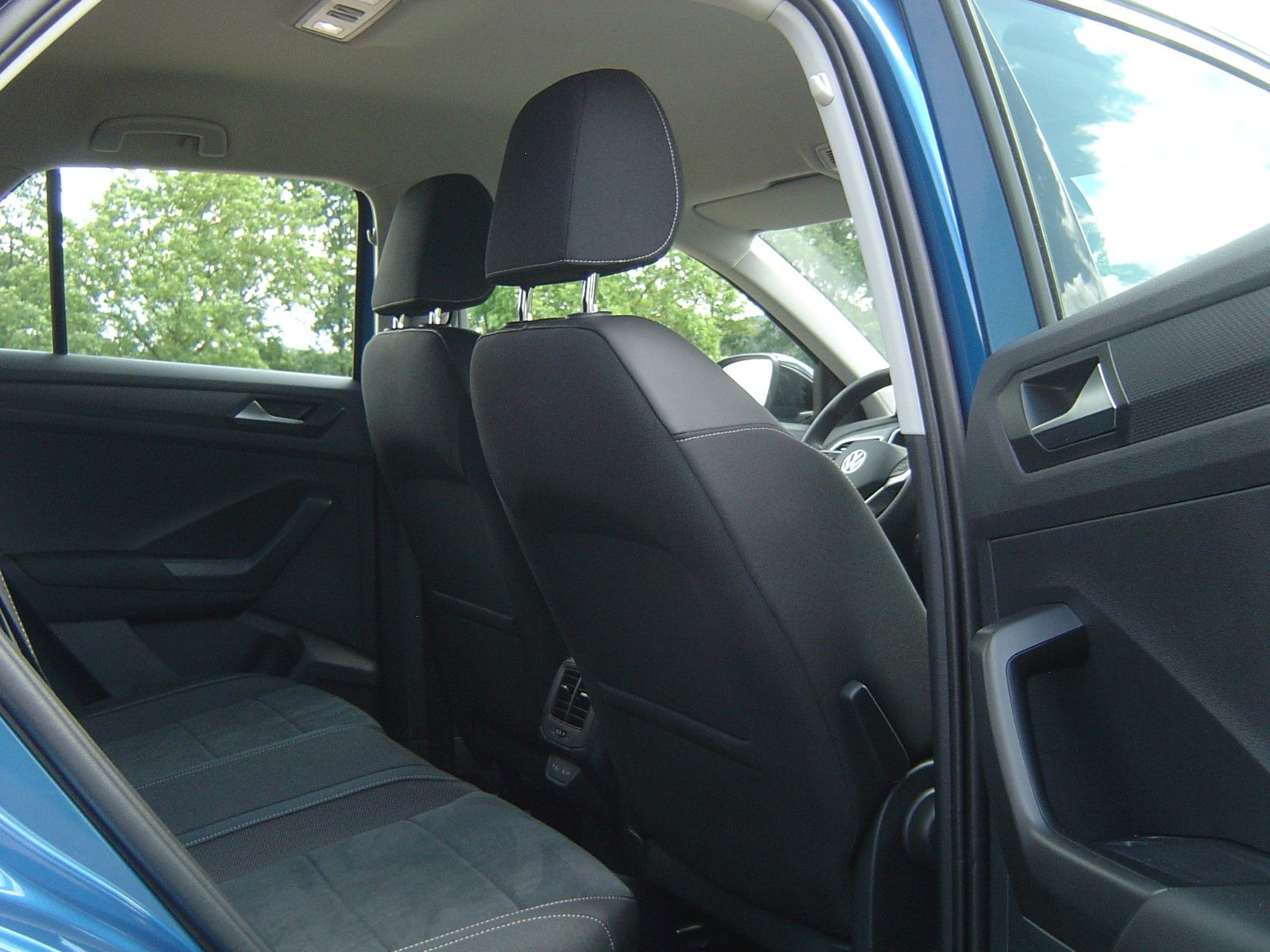 Volkswagen T-Roc 1.5 TSI OPF DSG Style - Samsaru's Car Outlet