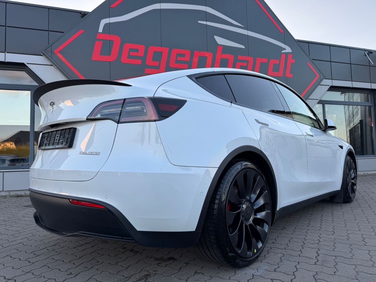 Tesla Model Y Performance Matrix AHK