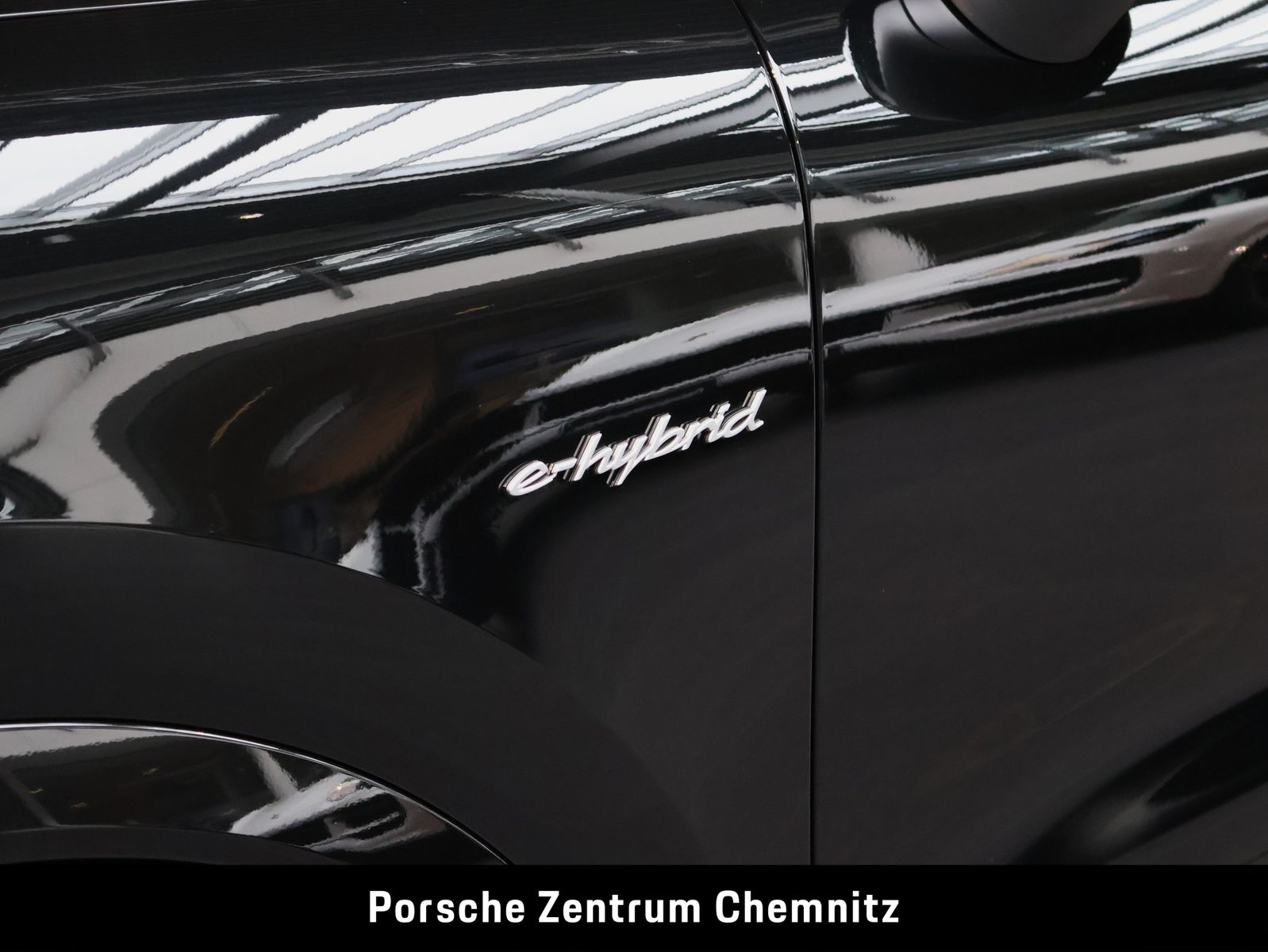 Porsche Cayenne E-Hybrid Sportabgas;Sitzbelüft.;Head-Up;