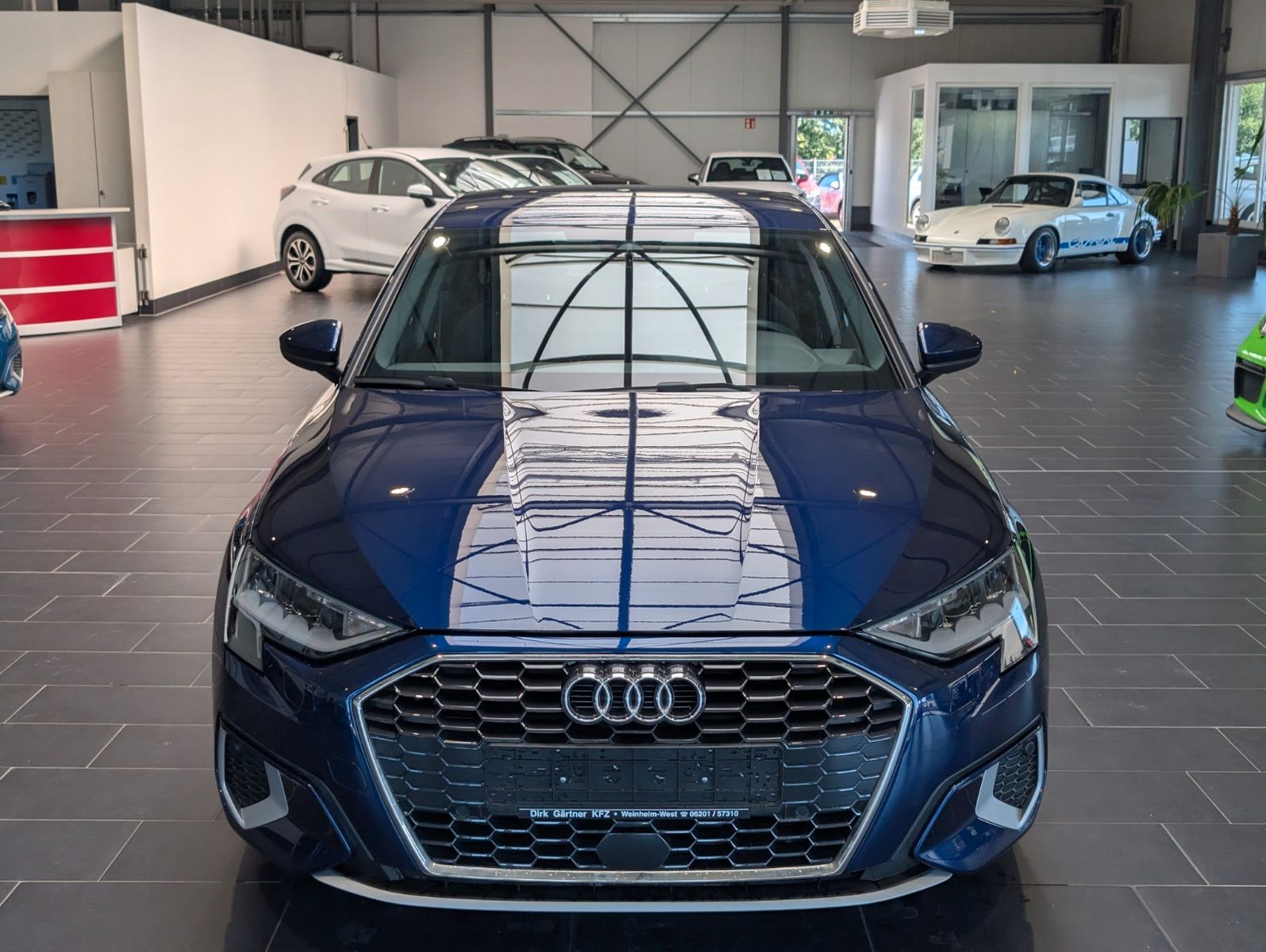 Audi A3 30 TFSI Limousine S tronic advanced - Samsaru's Car Outlet