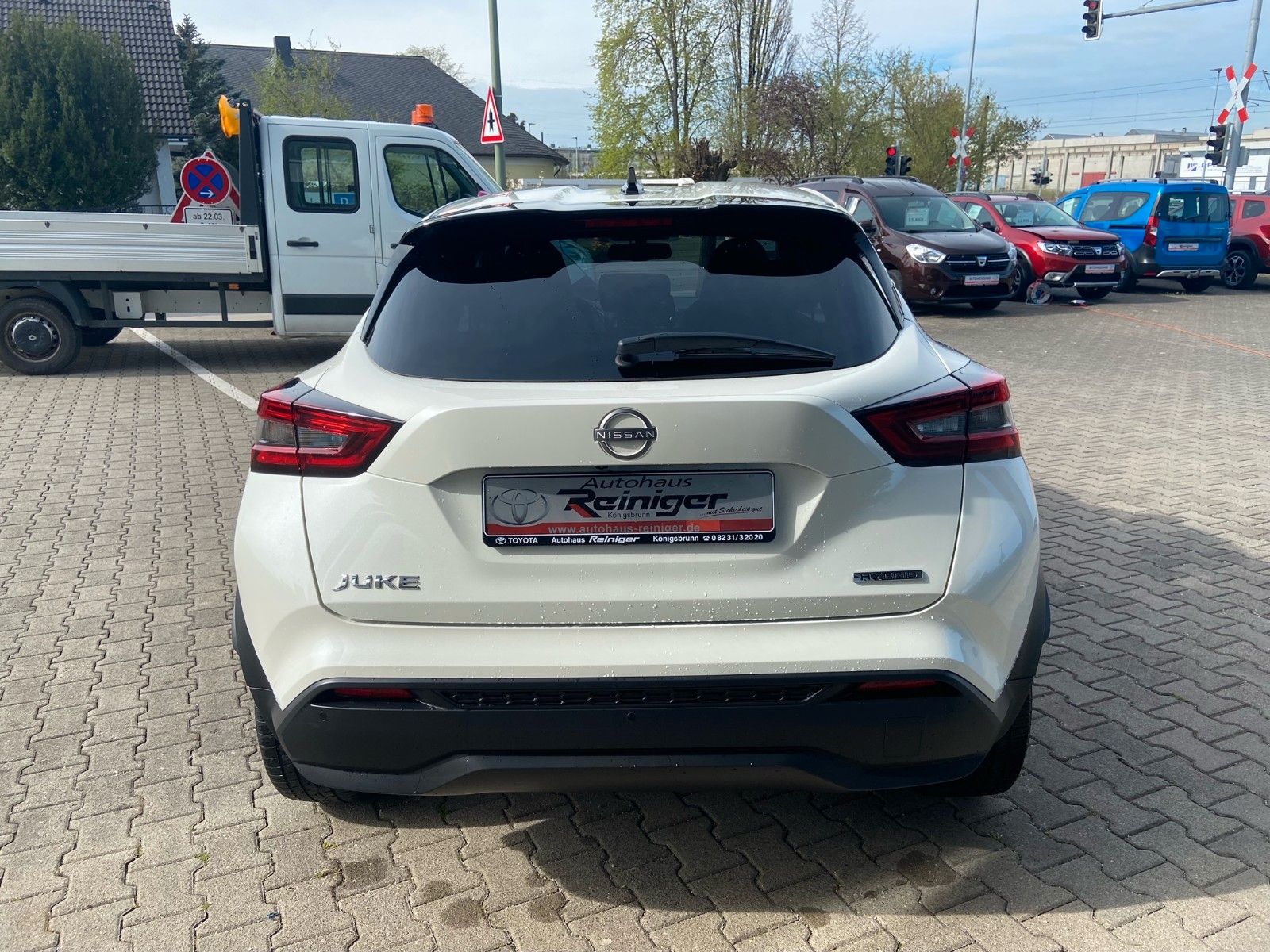 Nissan Juke Hybrid N-Connecta - Samsaru's Car Outlet