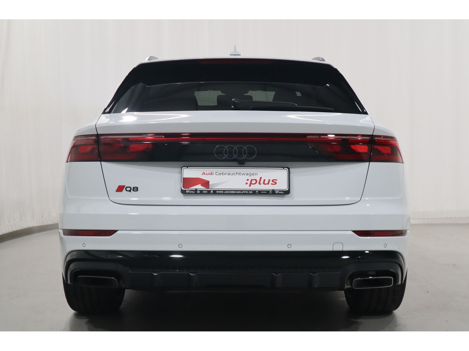 Audi Q8 SUV 50 TDI S line - Samsaru's Car Outlet