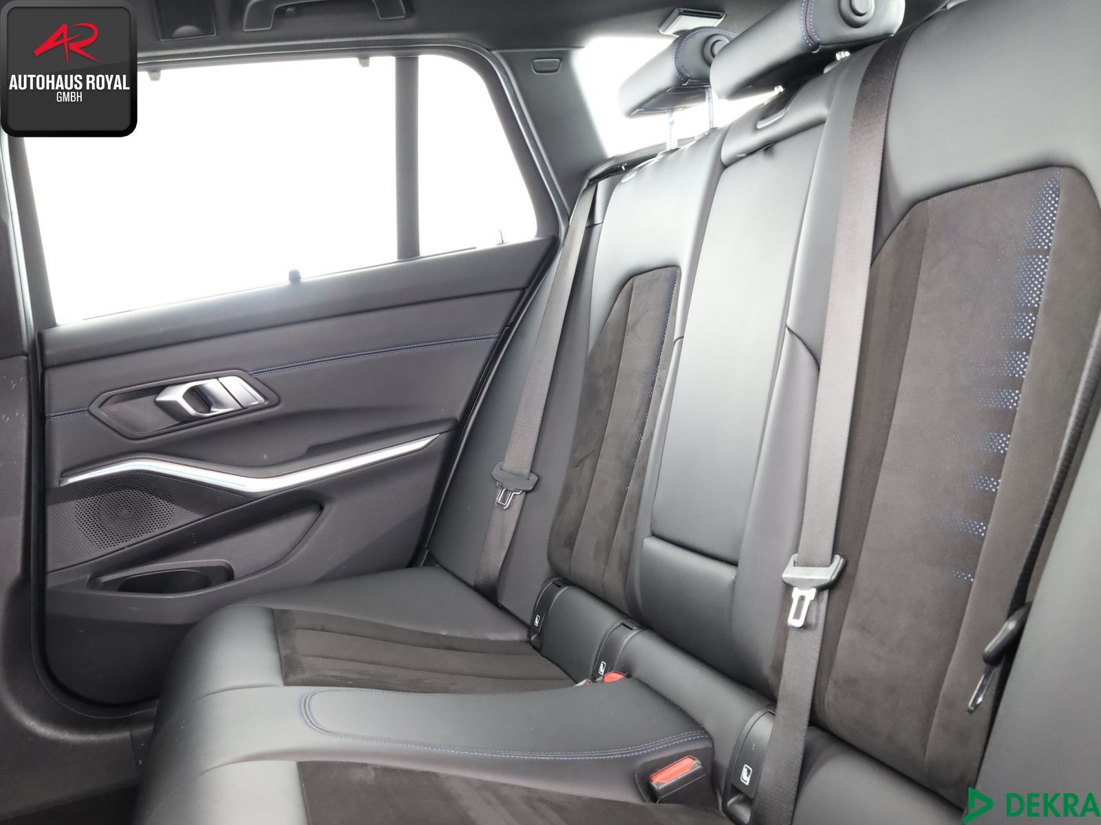 BMW 320 e T M SPORT - Samsaru's Car Outlet
