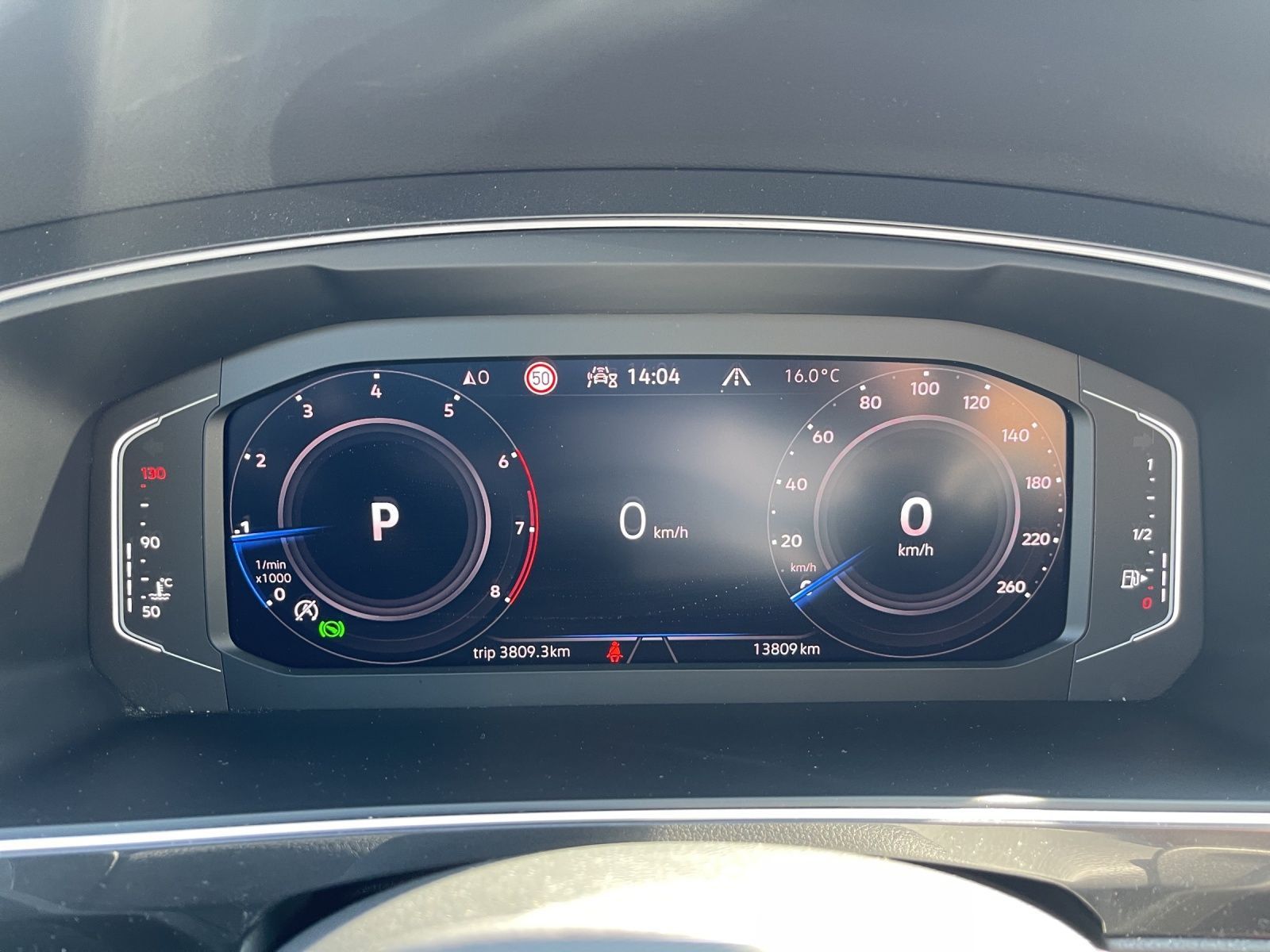 Volkswagen Tiguan Life 1.5 TSI - Samsaru's Car Outlet
