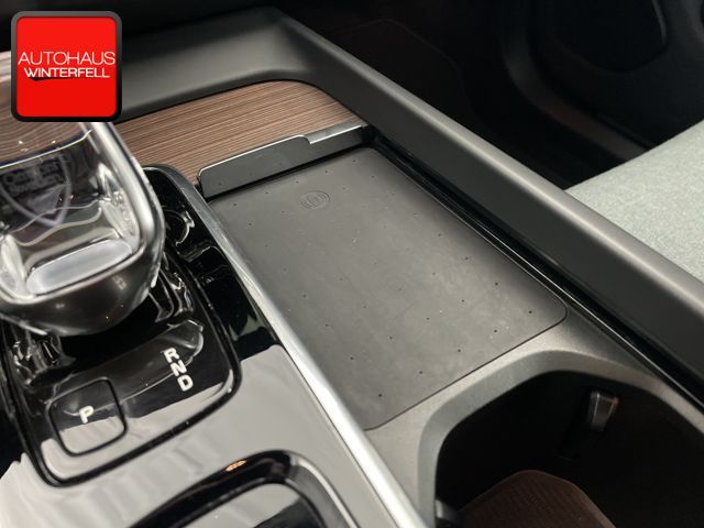 Volvo XC60 T6 INSCRIPTION RECH AWD - Samsaru's Car Outlet