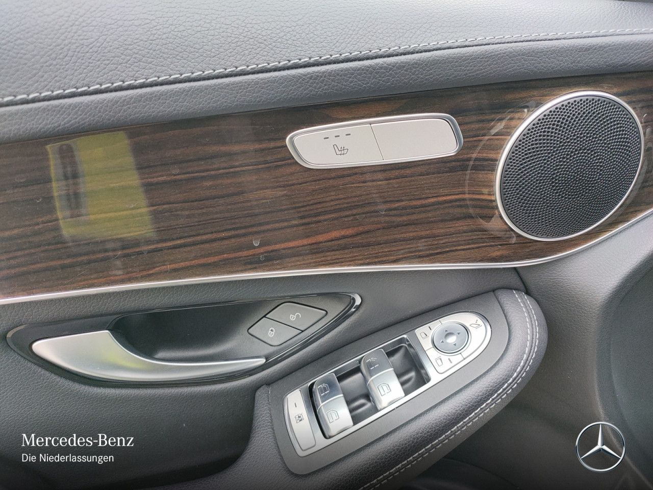Mercedes-Benz GLC 300 d 4M Exclusive - Samsaru's Car Outlet