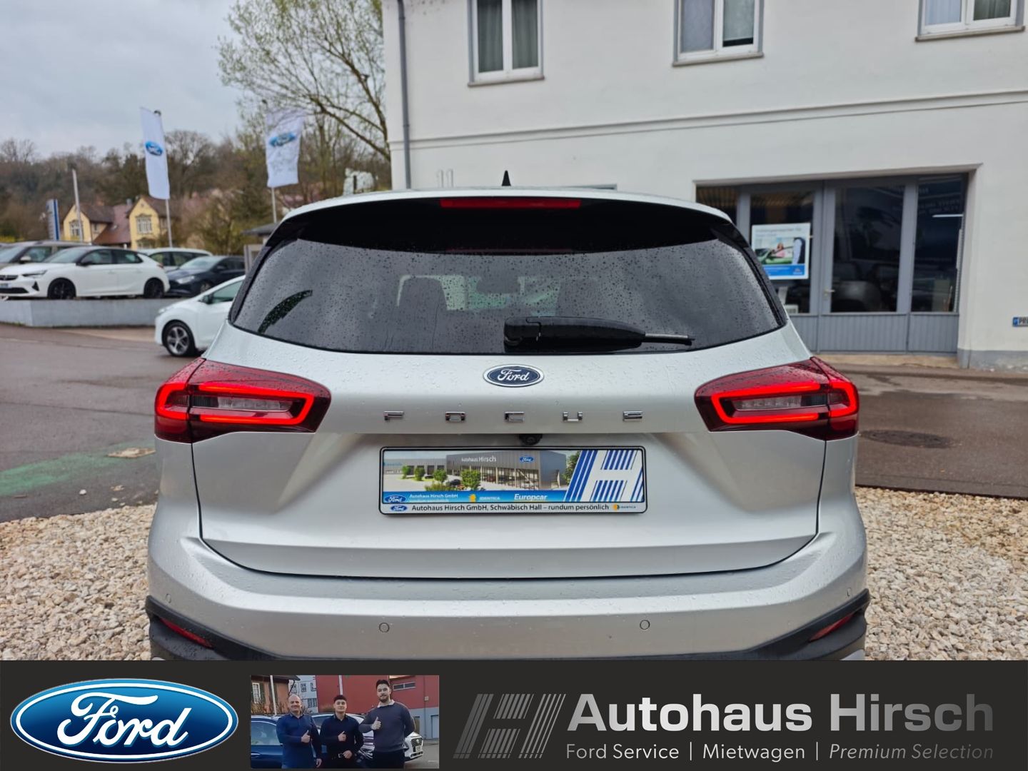 Ford Focus Turnier Active Navi LED ACC Apple CarPlay