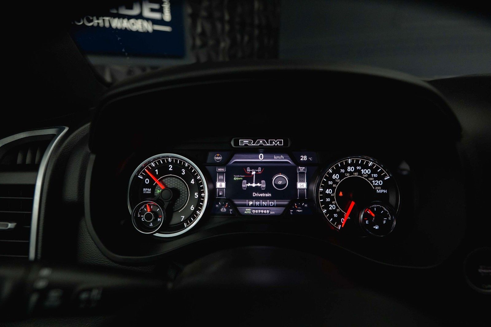 Dodge RAM 5.7 V8 HEMI 4x4 OFFROAD Night-Paket *LED*19%