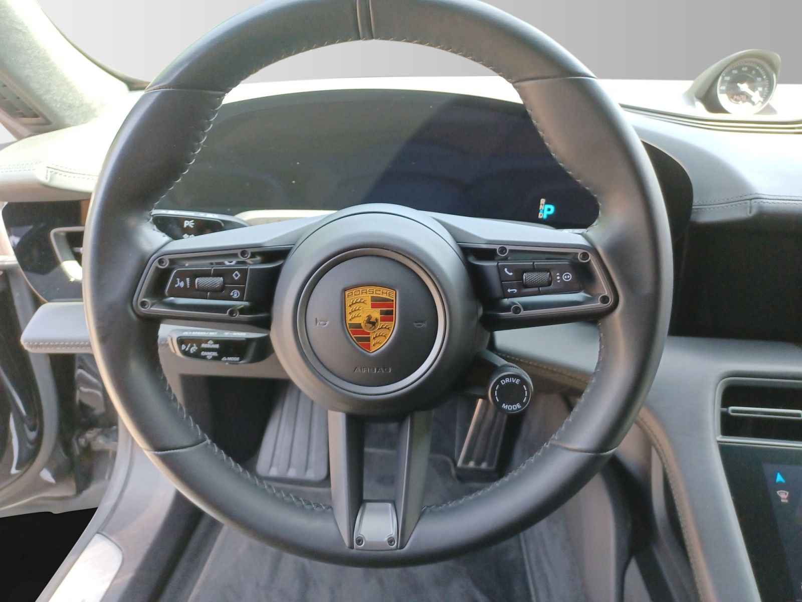 Porsche Taycan Turbo Cross Turismo