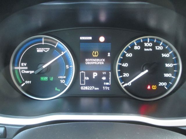 Mitsubishi Eclipse Cross Plus Select Black Hybrid 4WD 2.4 P