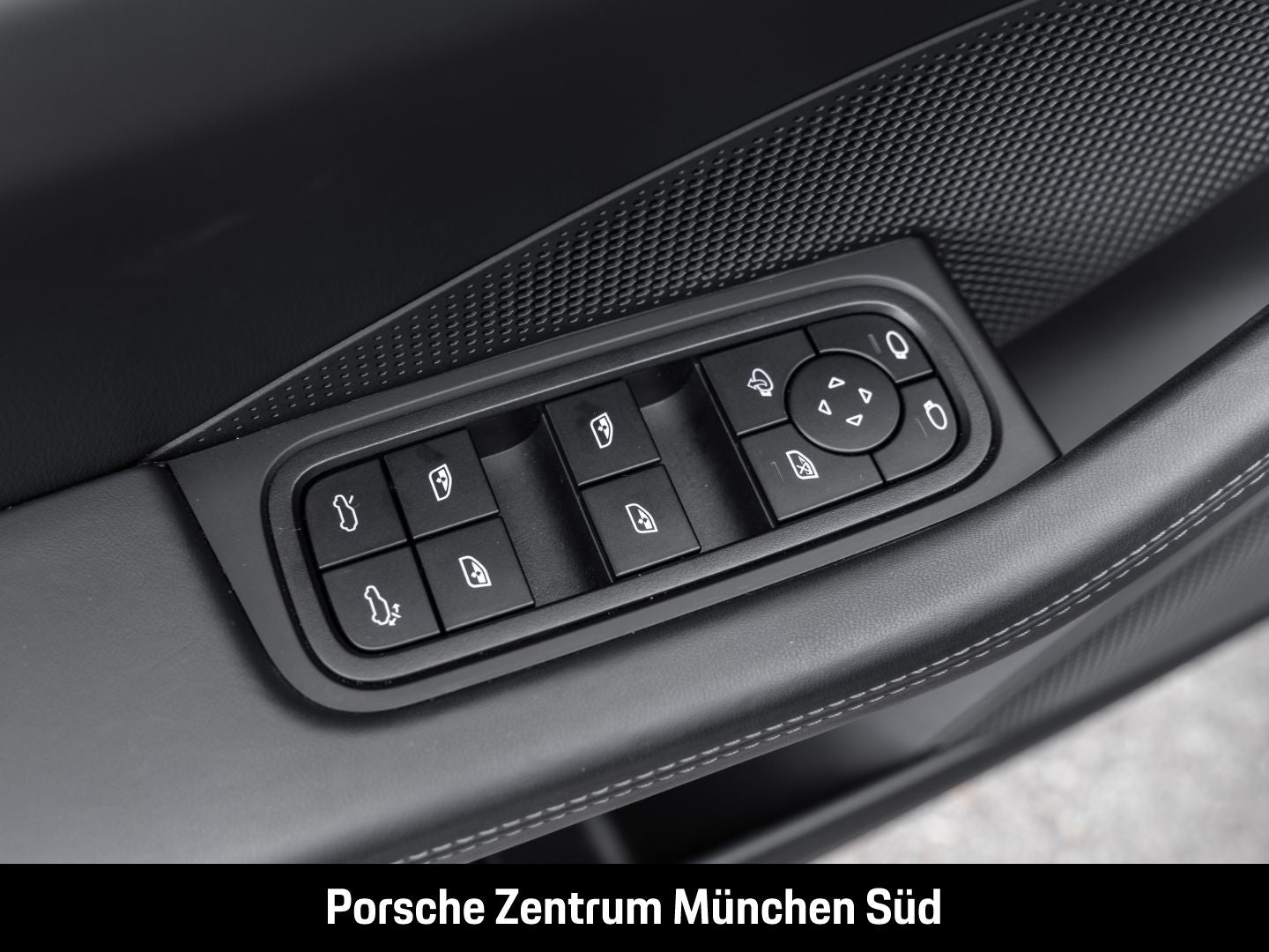 Porsche Macan 4 Surround-View InnoDrive Panoramadach