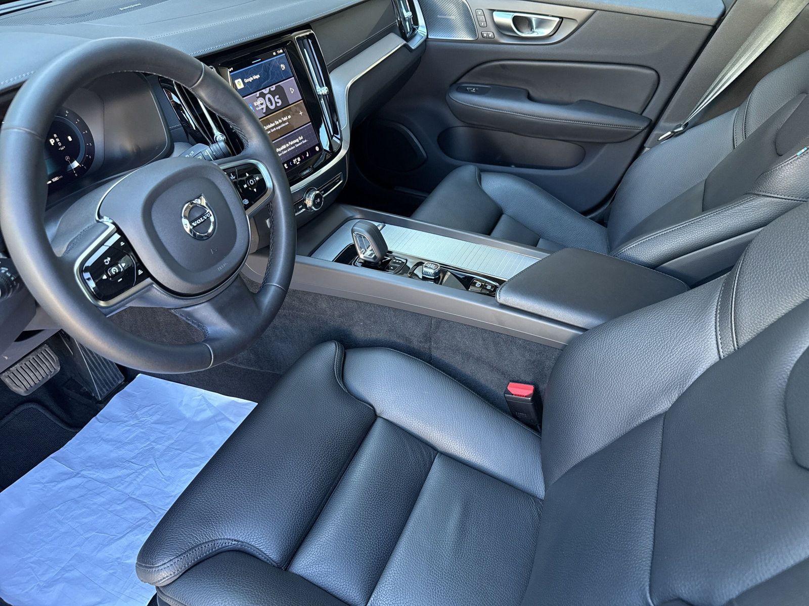 Volvo S60 B5 Ultimate Dark AWD !360°+ACC+PANO+HEAD-UP!