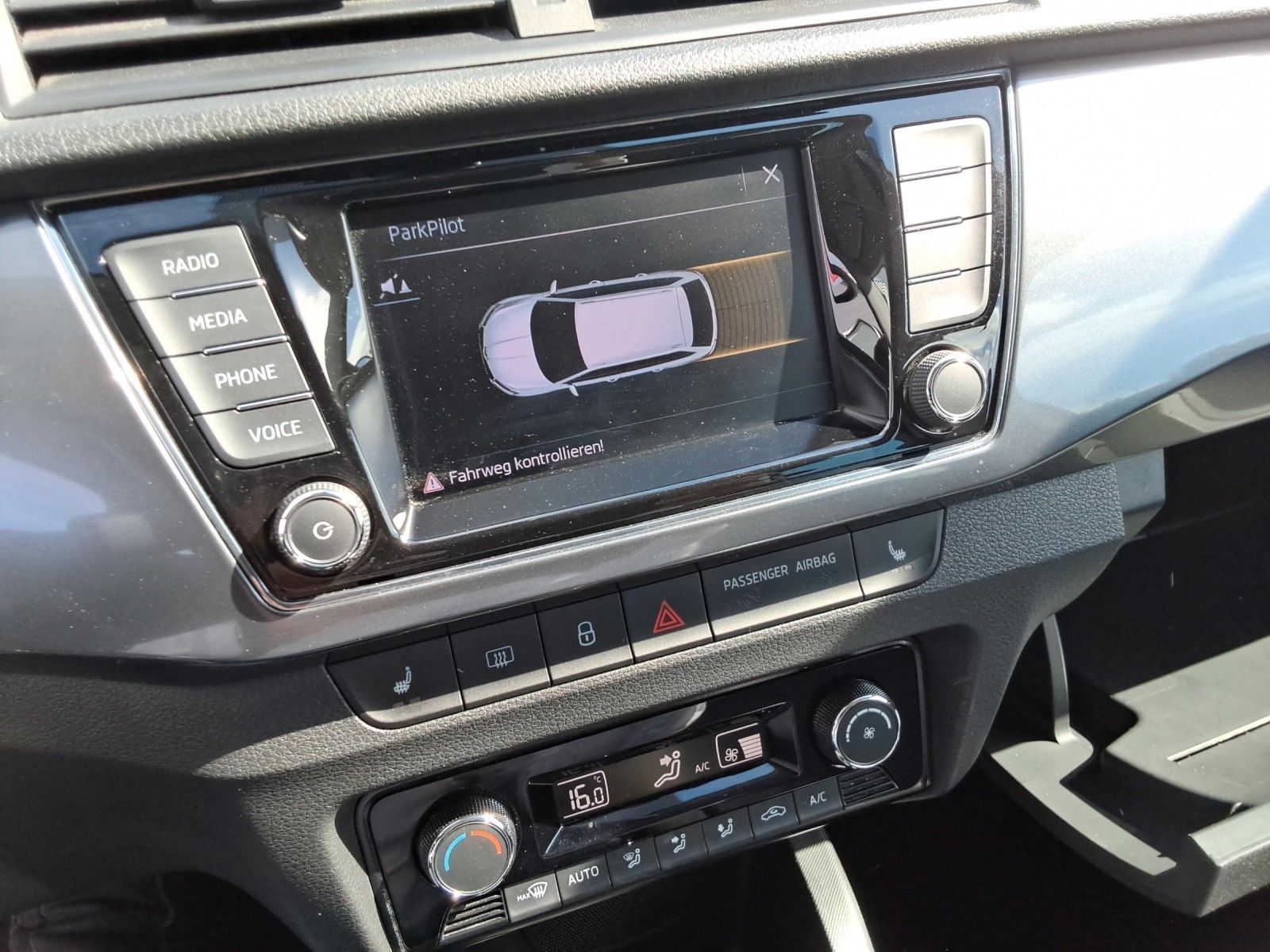 Skoda Fabia Combi TSI DSG - Samsaru's Car Outlet