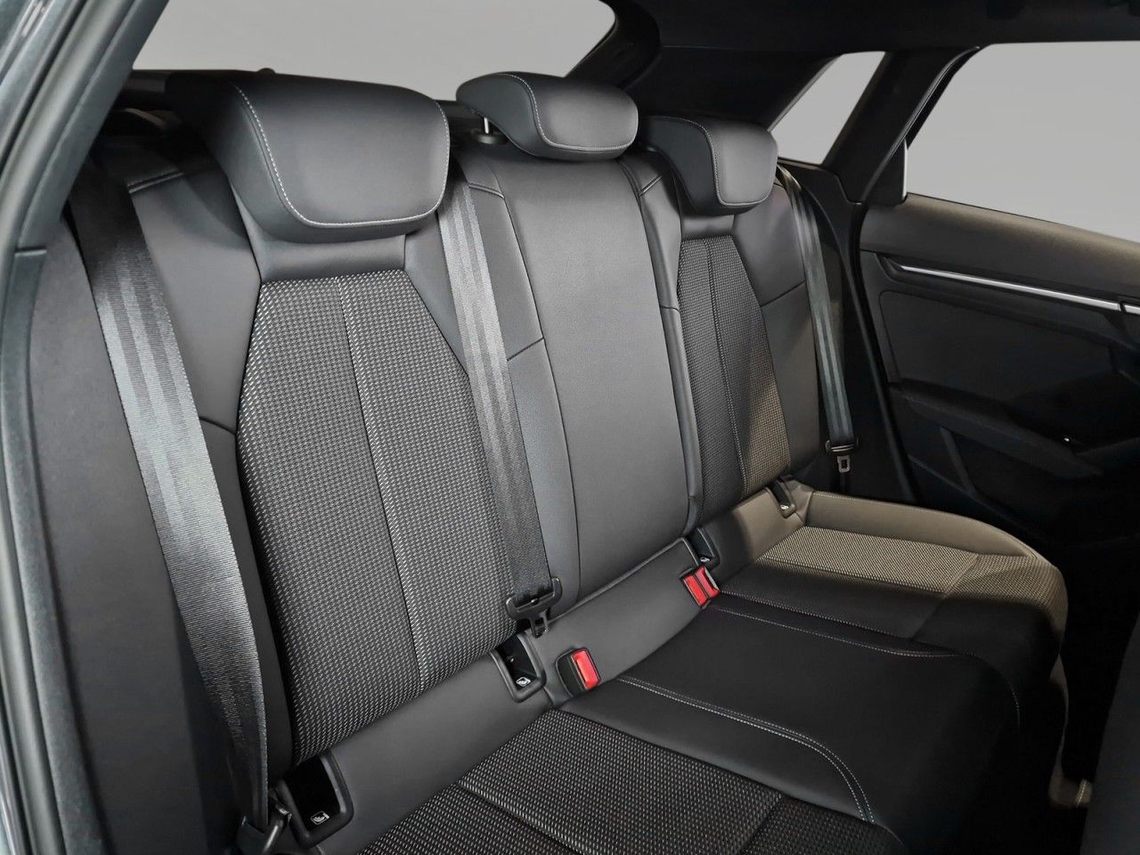 Audi A3 Sportback 40 TFSI e S-line S-tronic AHK LED