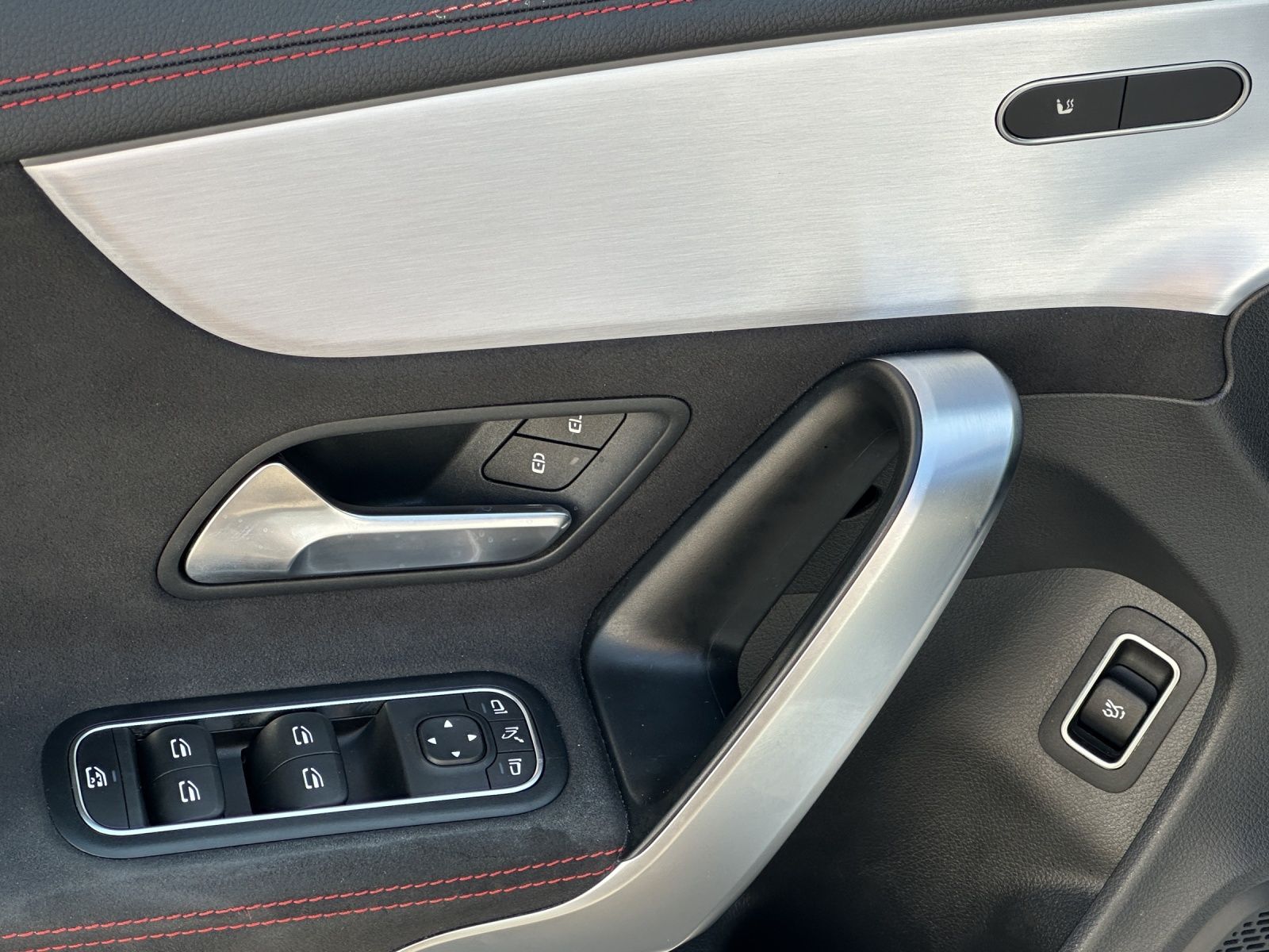 Mercedes-Benz CLA 35 AMG 4Matic - Samsaru's Car Outlet