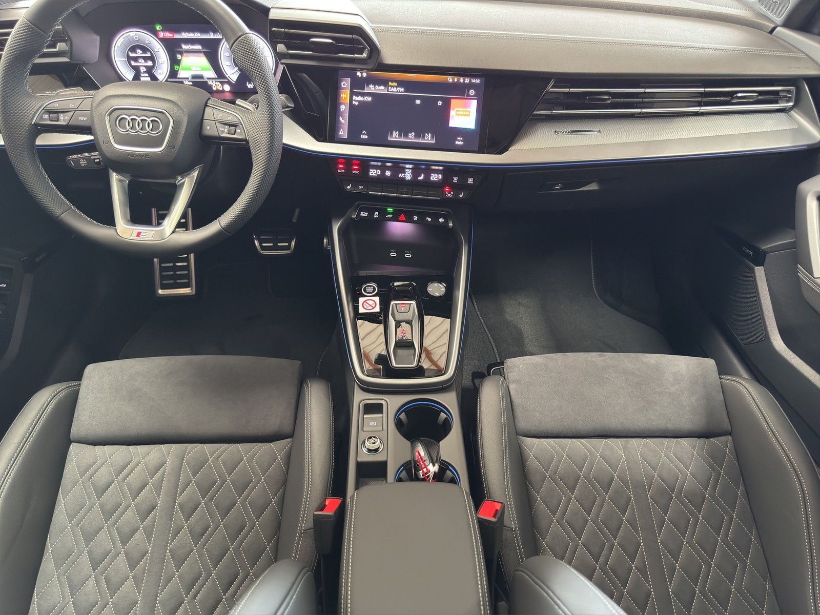 Audi A3 Sportb S line 45 TFSIe S tronic /Matrix/Pano