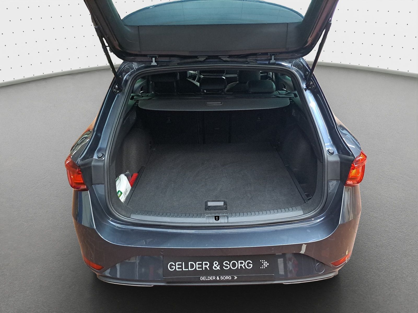 Seat Leon Sportstourer FR 2.0 TDI LED*RFK*AHK*Navi*AC