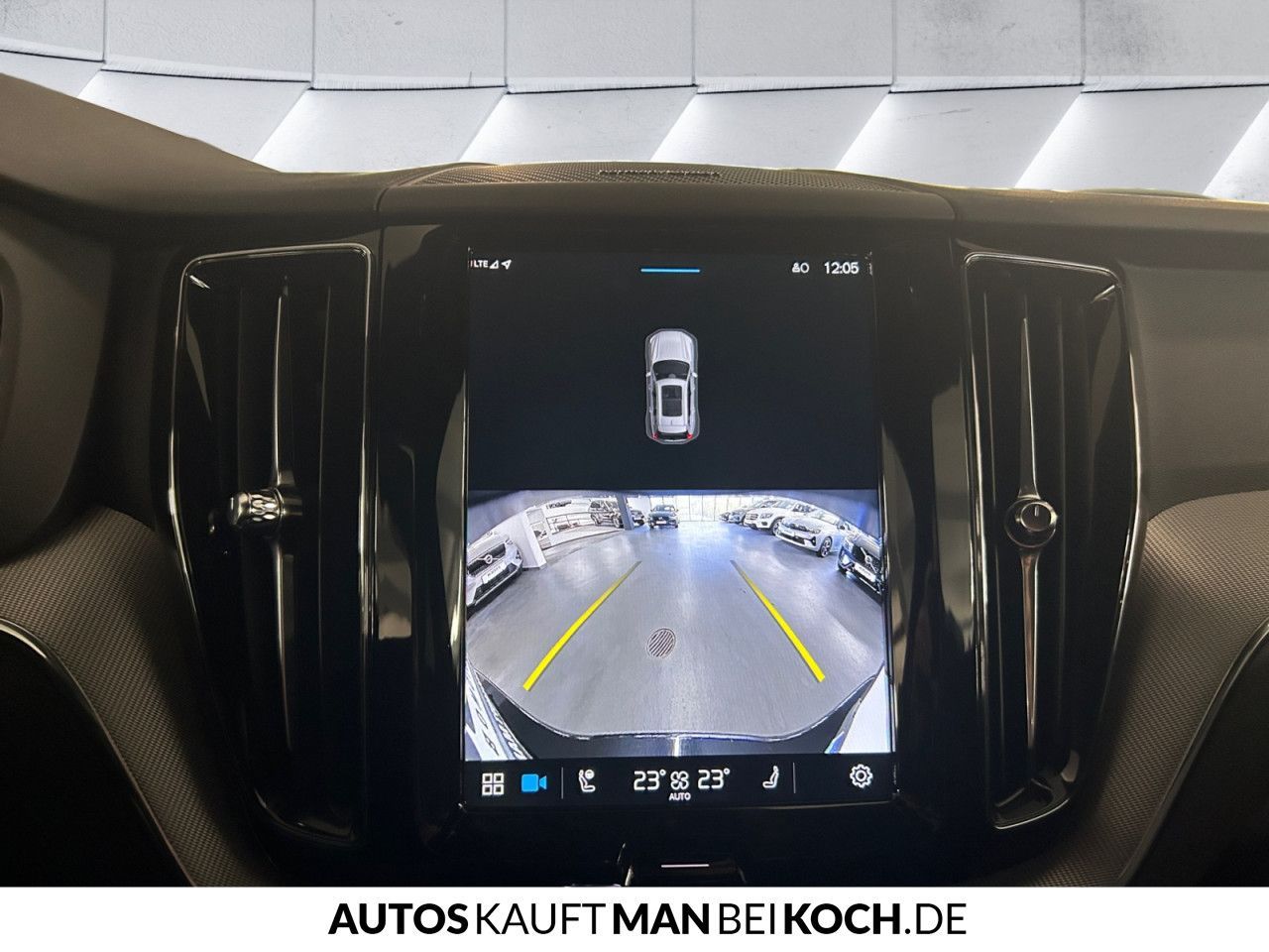 Volvo XC60 B5 AWD PlusDark ACC BLIS AHK VLED 4xSHz H&K