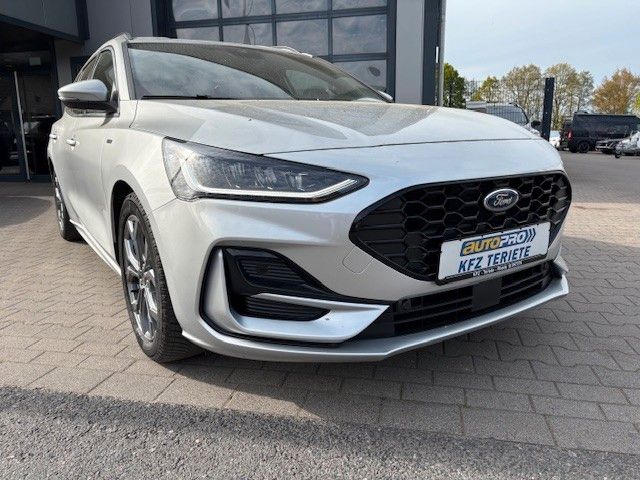 Ford Focus Turnier ST-Line ACC LED NAVI Kamera