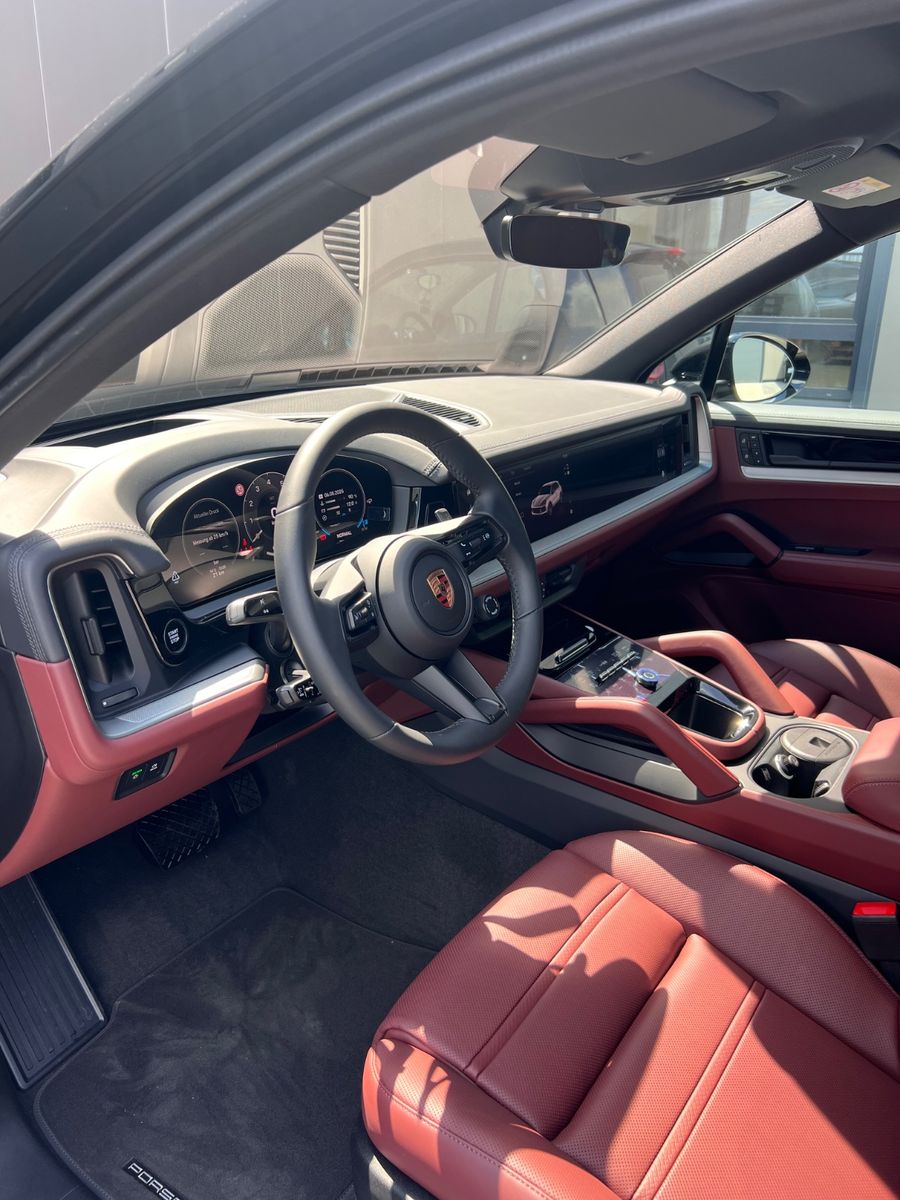 Porsche Cayenne Pano/22"/Head-Up/H- Achs/Masage/TV/RSE