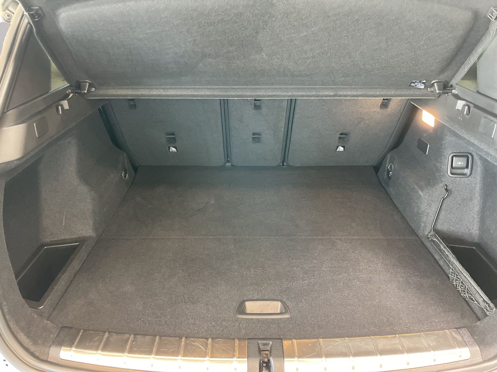 BMW X1 xDrive25e M Sport - Samsaru's Car Outlet