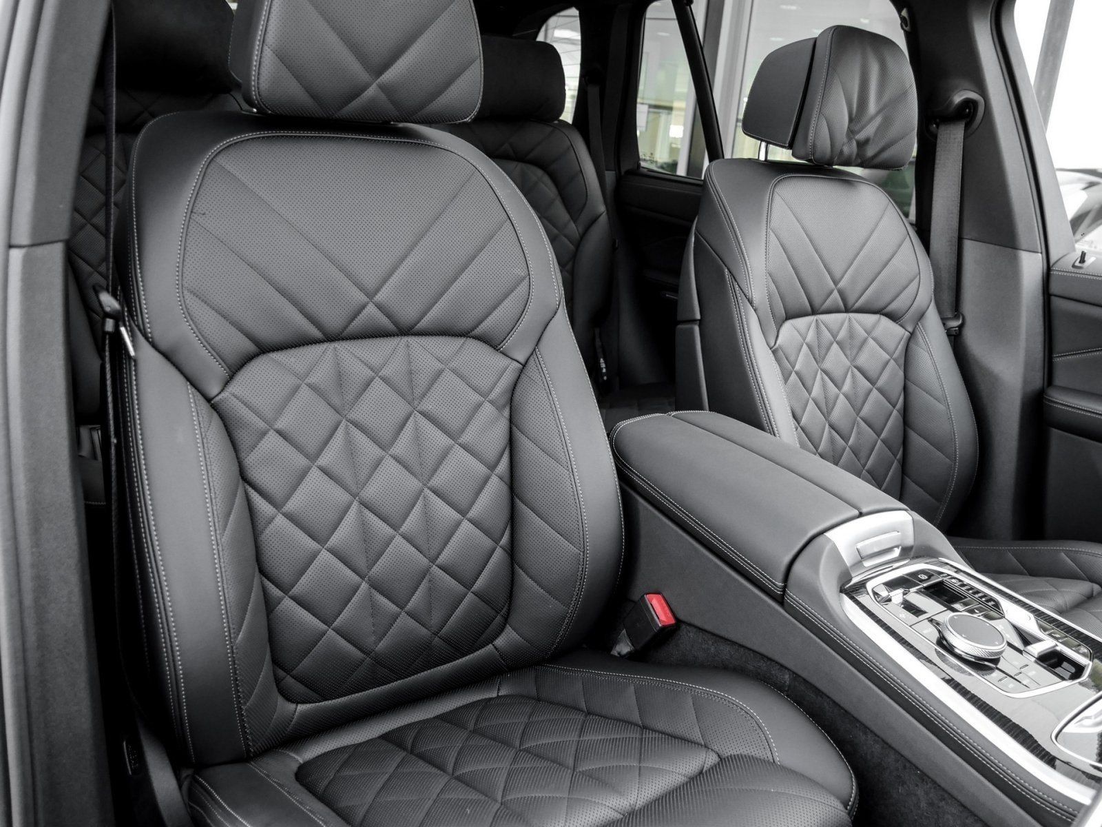 BMW X5 xDrive30d M SPORT+7Sitzer+H/K+AHK+PANO+DA PRO