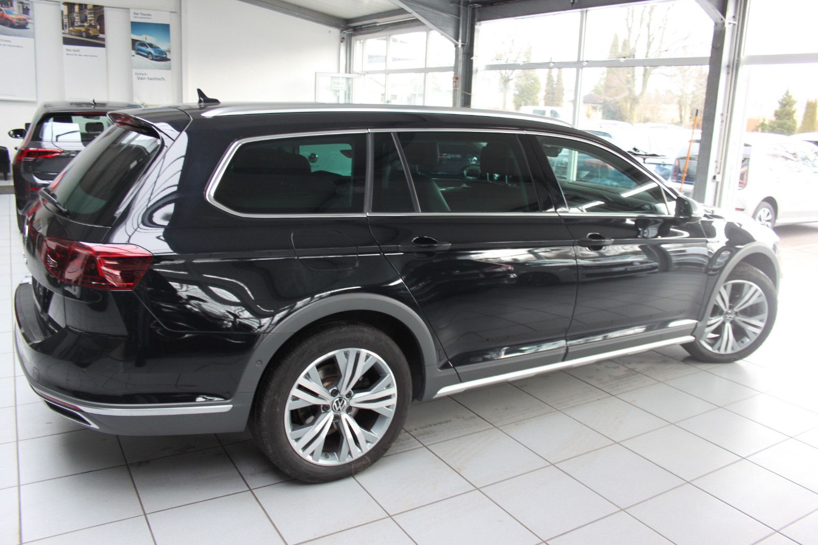 Volkswagen Passat Variant Alltrack/DSG/PANO/AHK/KAME/IQLED