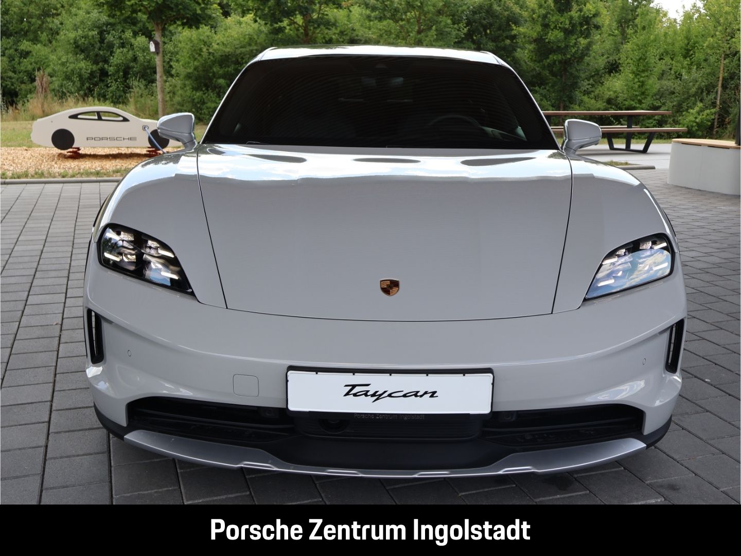 Porsche Taycan 4S Cross Turismo, 4+1 Sitze, SH 4x, Hinte