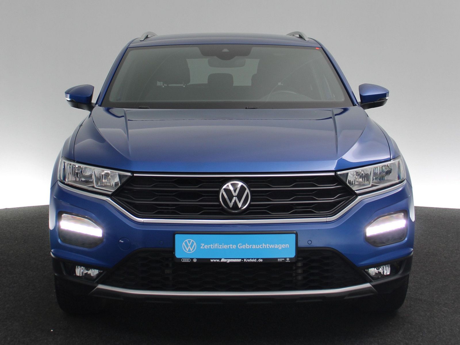 Volkswagen T-Roc 1.5 TSI Sport - Samsaru's Car Outlet