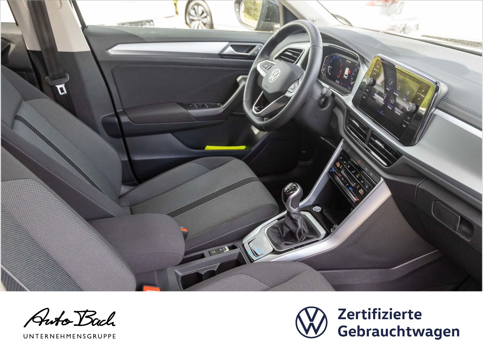 Volkswagen T-ROC 1.0 TSI LIFE - Samsaru's Car Outlet