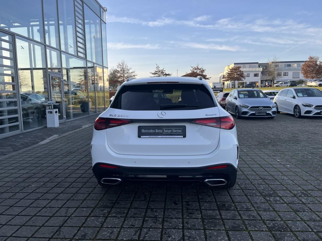Mercedes-Benz GLC 220 d 4MATIC AMG+NIGHT+DIGI LIGHT+MEMORY+360