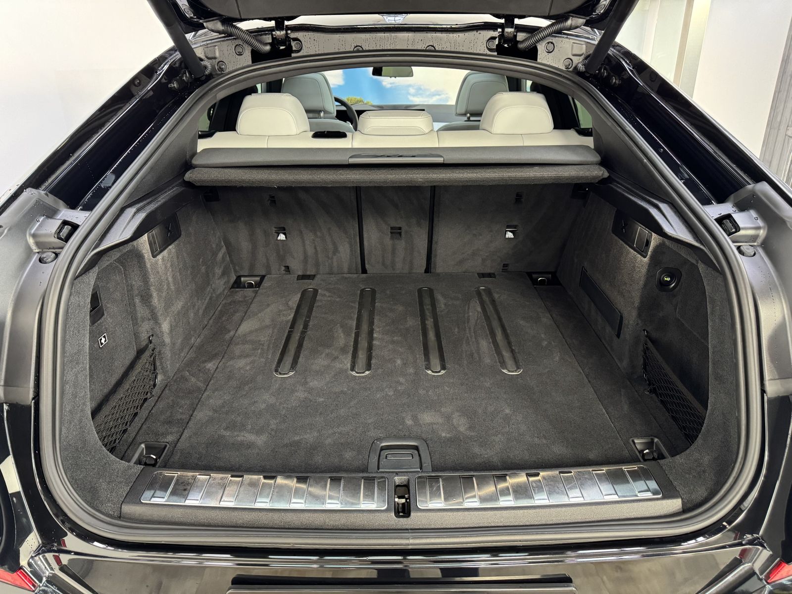 BMW X6 xDrive30d M Sport Pro AHK Pano Sitzlüft. ACC