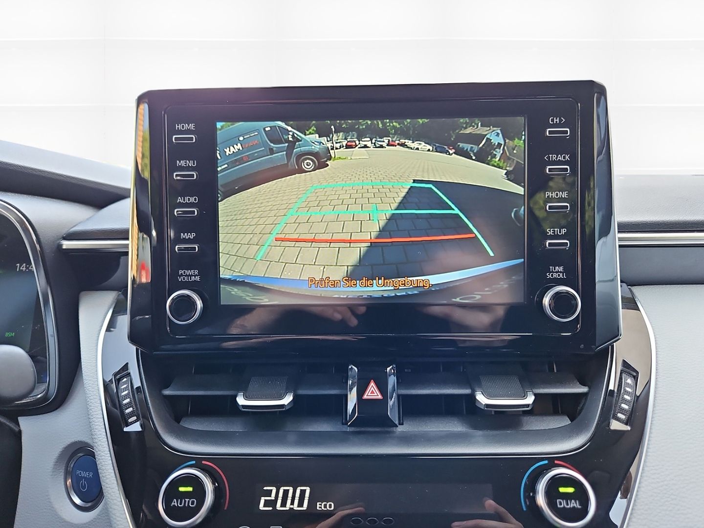 Toyota Corolla Touring Sports 1.8 Hybrid - Samsaru's Car Outlet