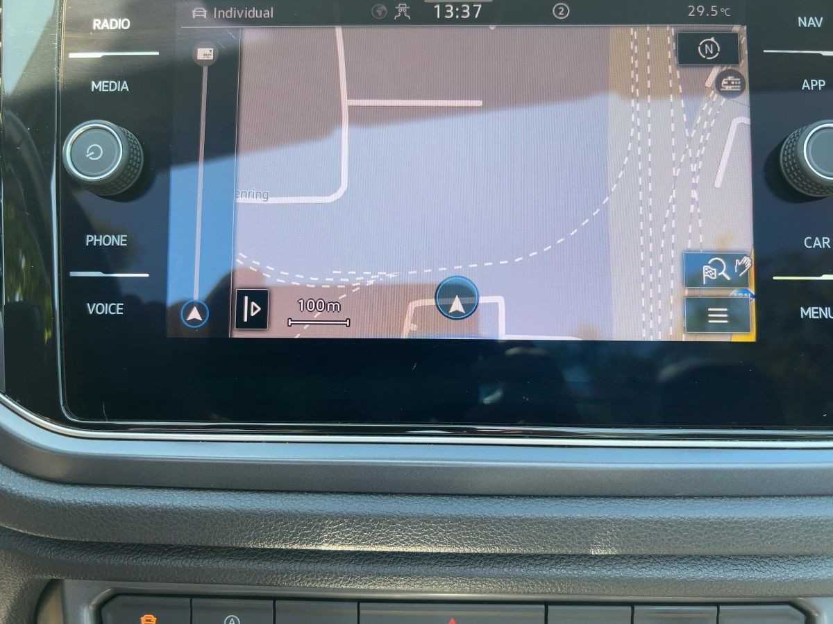 Volkswagen T-Roc R-Line - Samsaru's Car Outlet