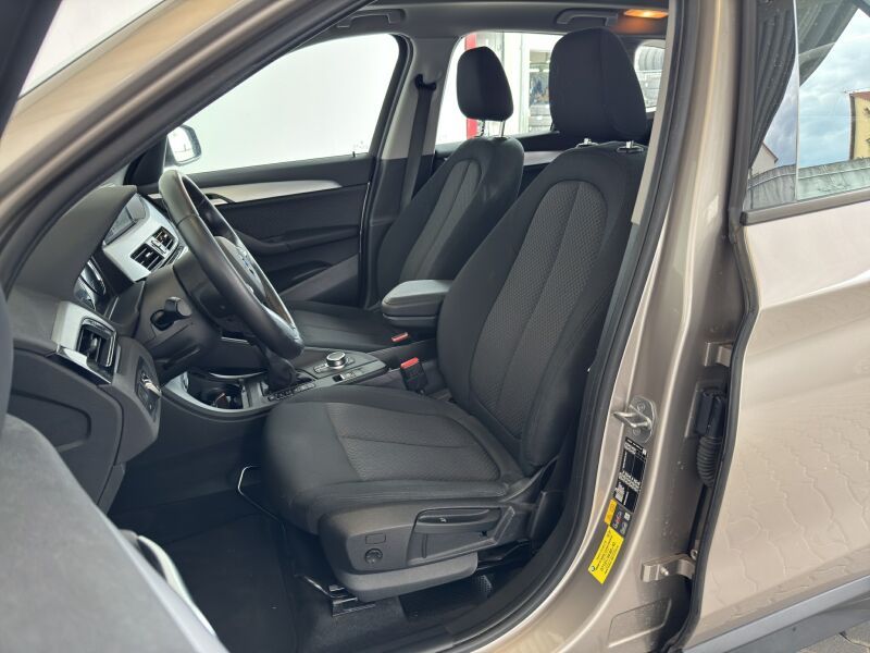 BMW X1 xDrive25e Advantage - Samsaru's Car Outlet