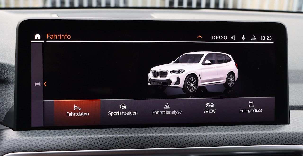 BMW X3 xDr 30d/M-SPORT/21Z/AHK/StHz/INDIVIDUAL/ACC/