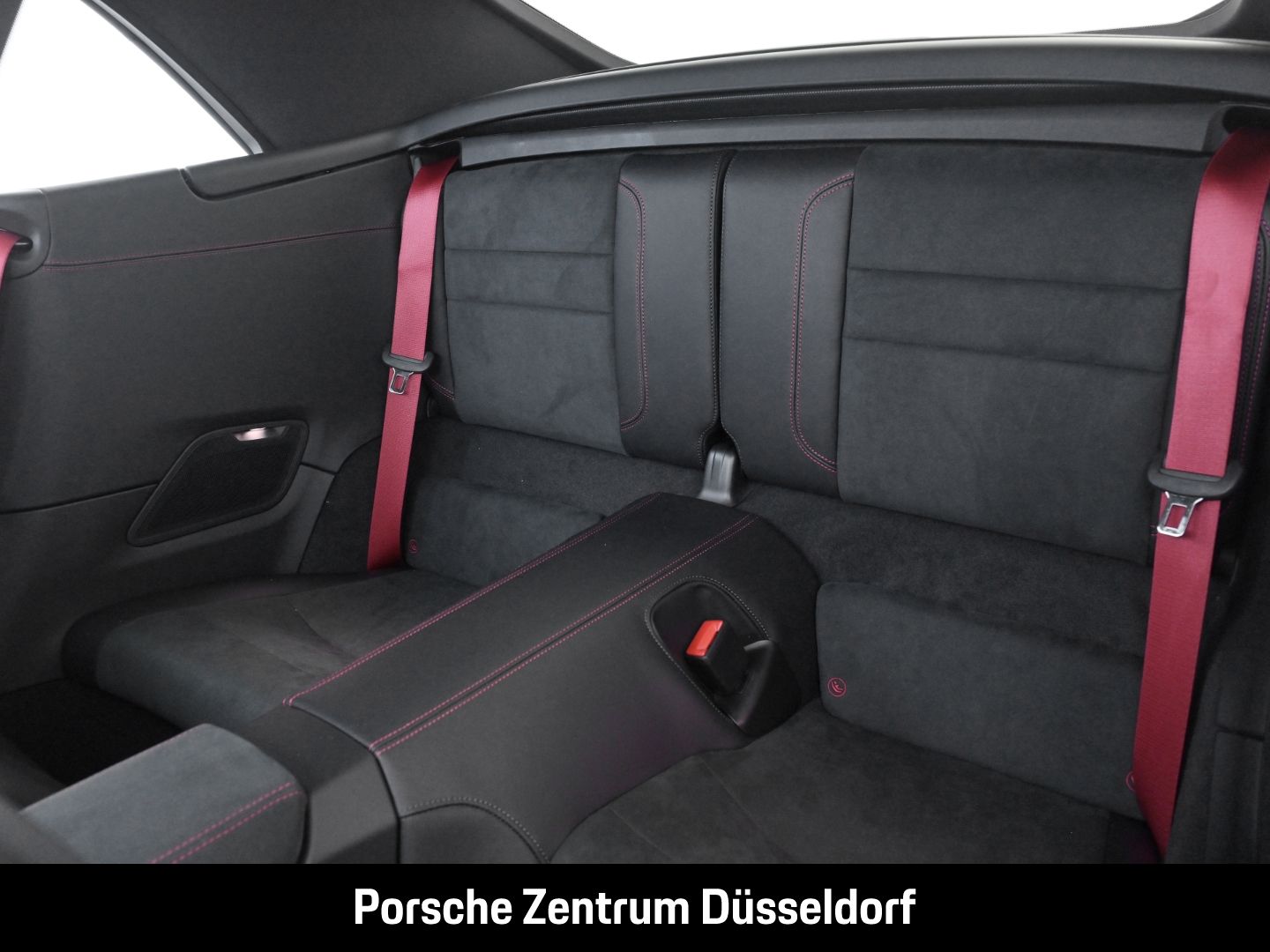 Porsche 992 911 Carrera 4 GTS Cabriolet Liftsystem-VA