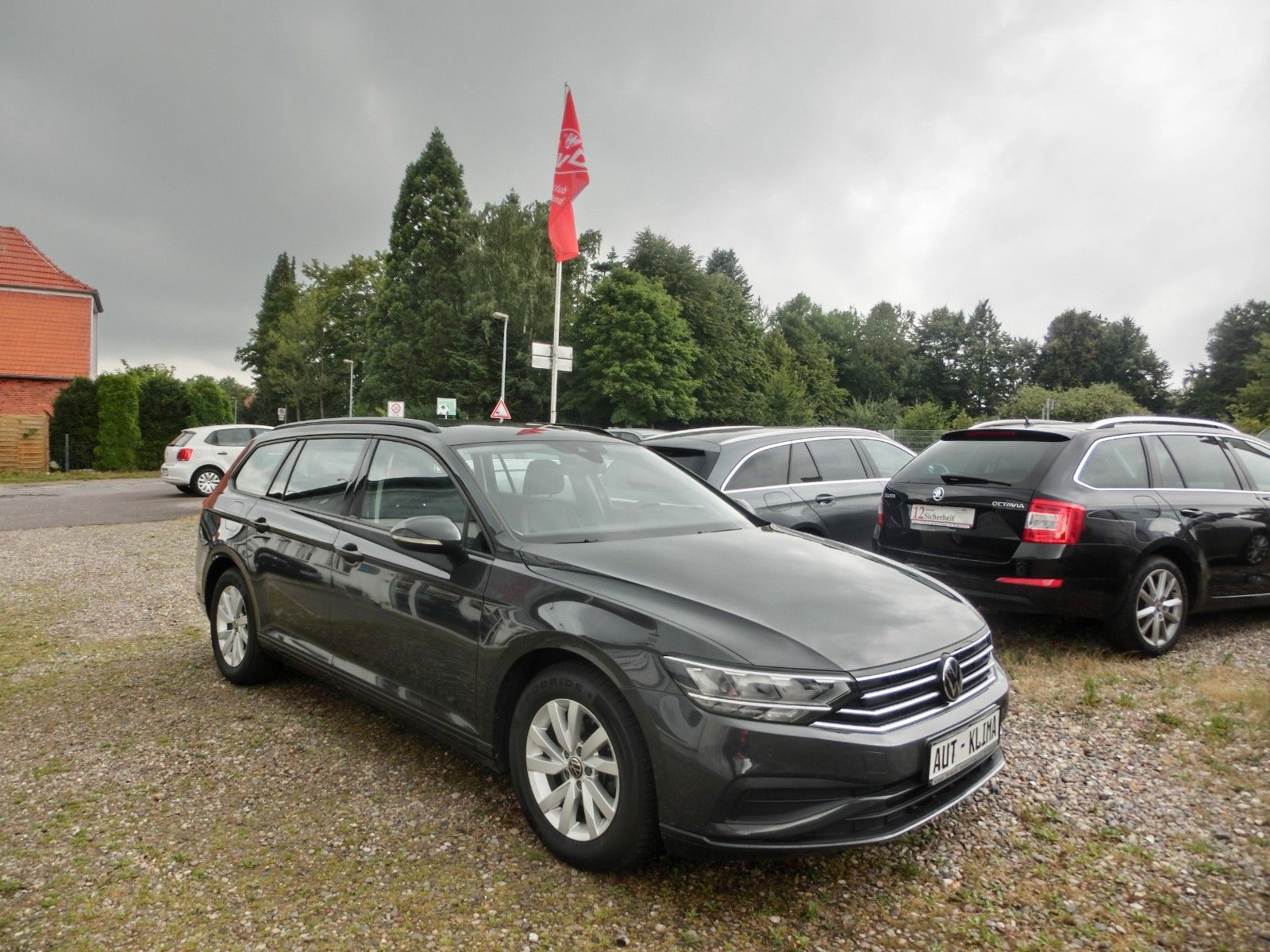 Volkswagen Passat Variant - Samsaru's Car Outlet