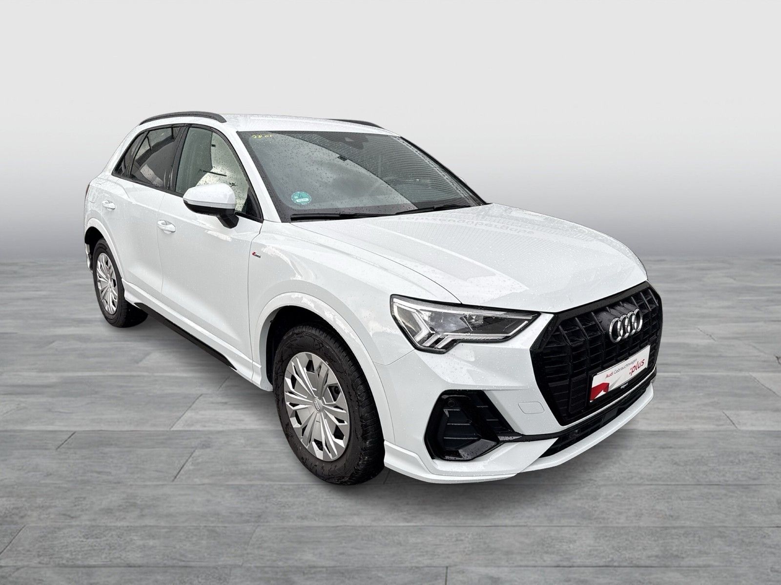 Audi Q3 40 quattro S LINE STANDHZ. AHK 360°CAM LM20
