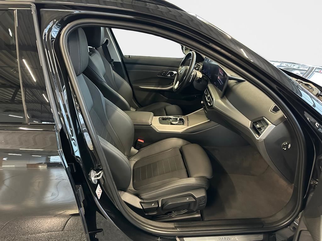 BMW 330e Touring xDrive AHK+ACC+Innovation+SHZ