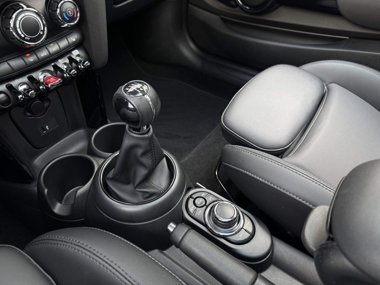 MINI One 3-Türer - Samsaru's Car Outlet