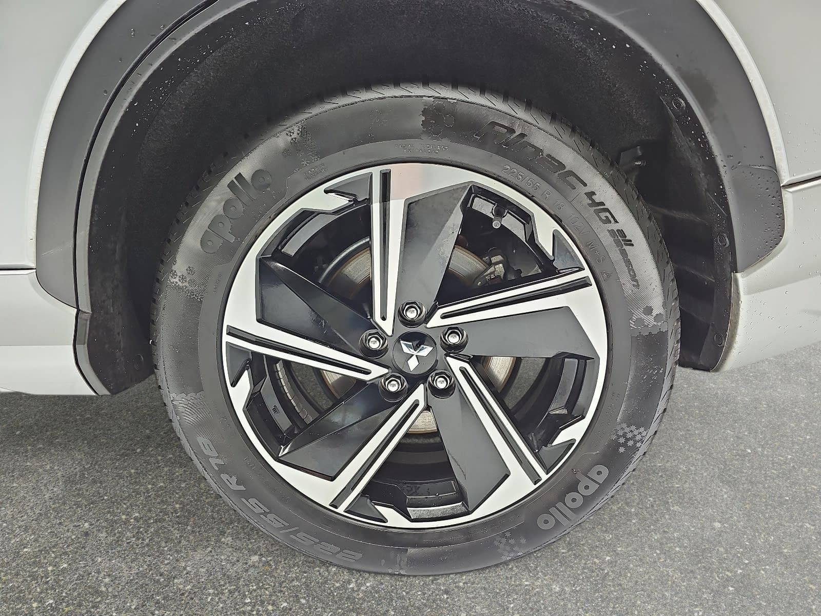 Mitsubishi ECLIPSE CROSS 2.4 MIVEC PHEV CVT SELECT NAVI LED