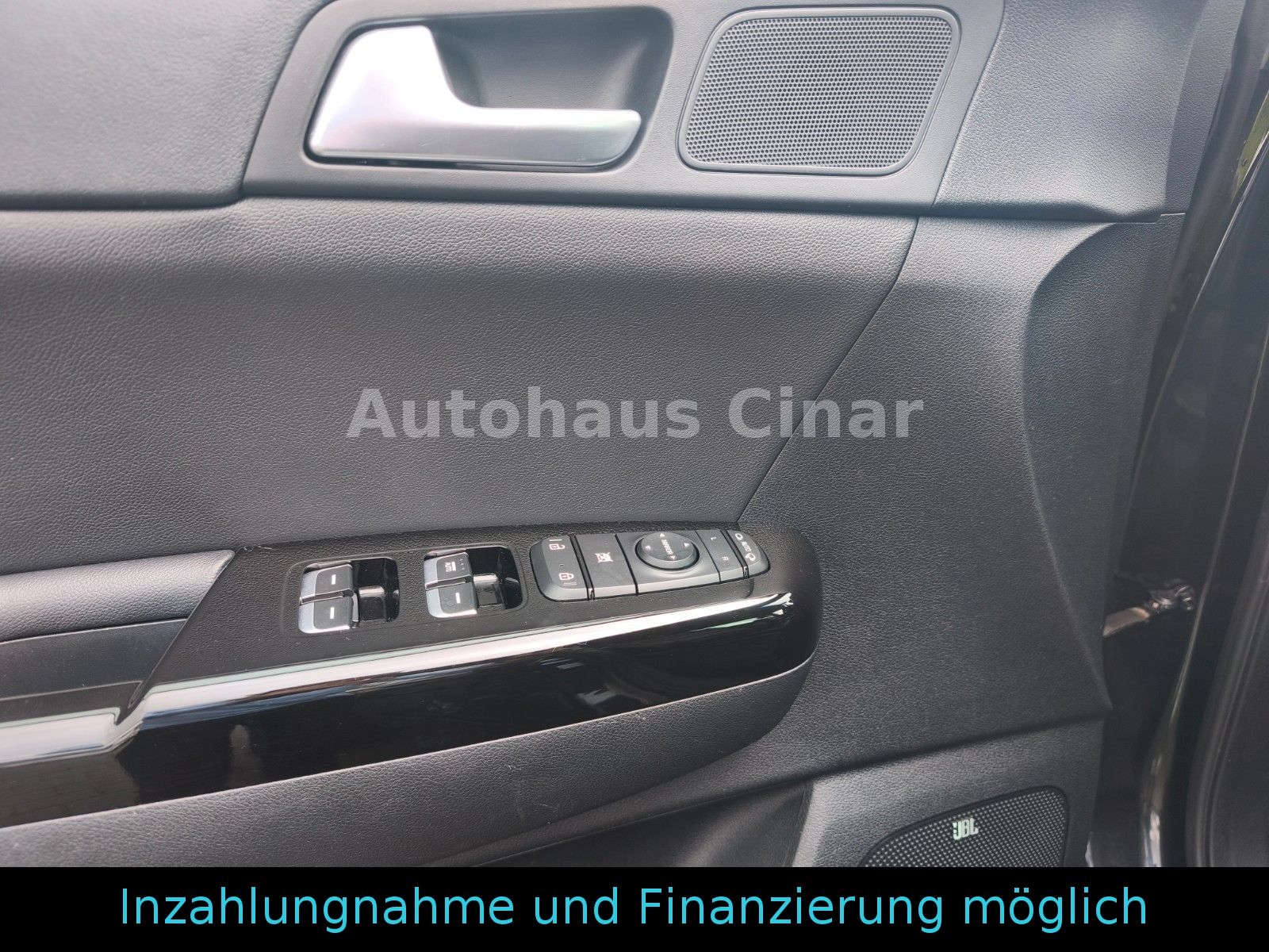 Kia Sportage Black Edition - Samsaru's Car Outlet