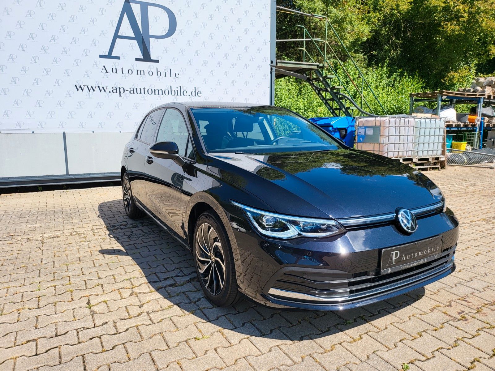 Volkswagen Golf VIII Lim. Active eTSI - Samsaru's Car Outlet