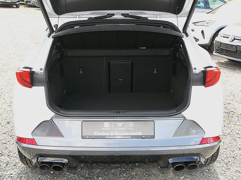 Cupra Formentor 2.0 TSI VZ 4Drive NAVI PANO AHK LEDER