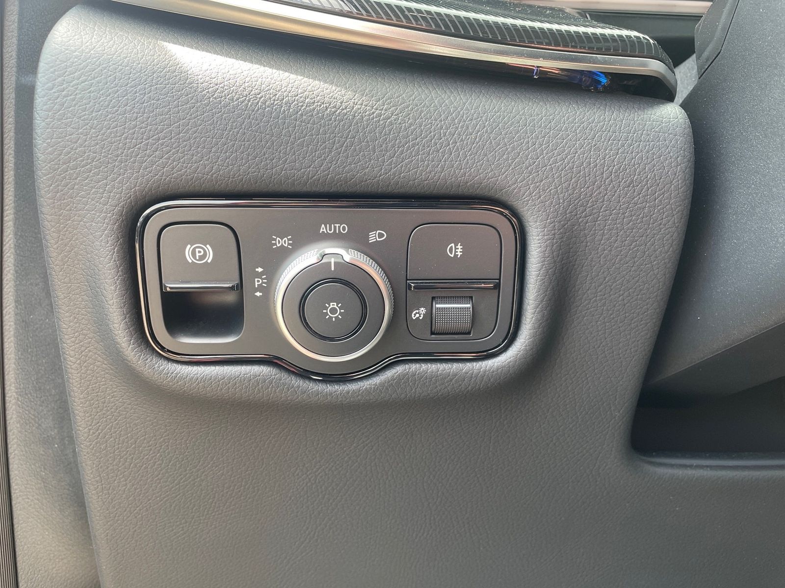 Mercedes-Benz V 220 AMG STYLE - Samsaru's Car Outlet
